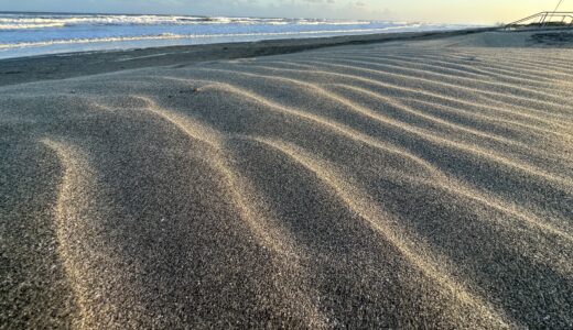 海岸線沿いの砂浜・砂丘の風紋