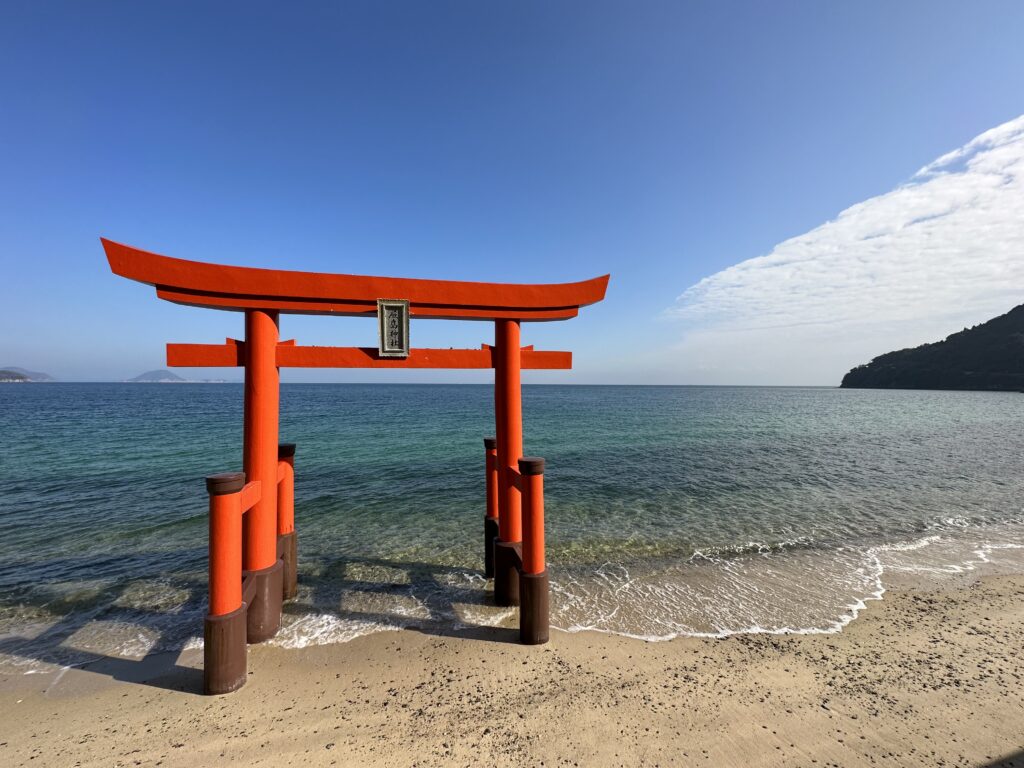 海に浮かぶ鳥居・周防大島の厳島神社