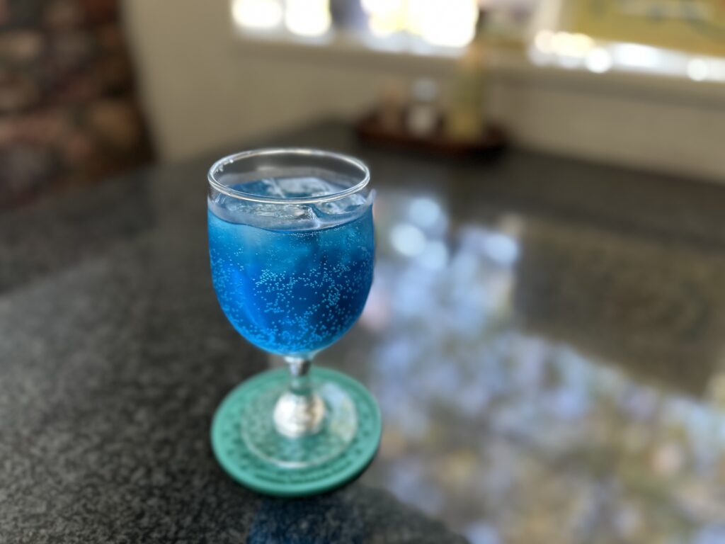 青いソーダ水