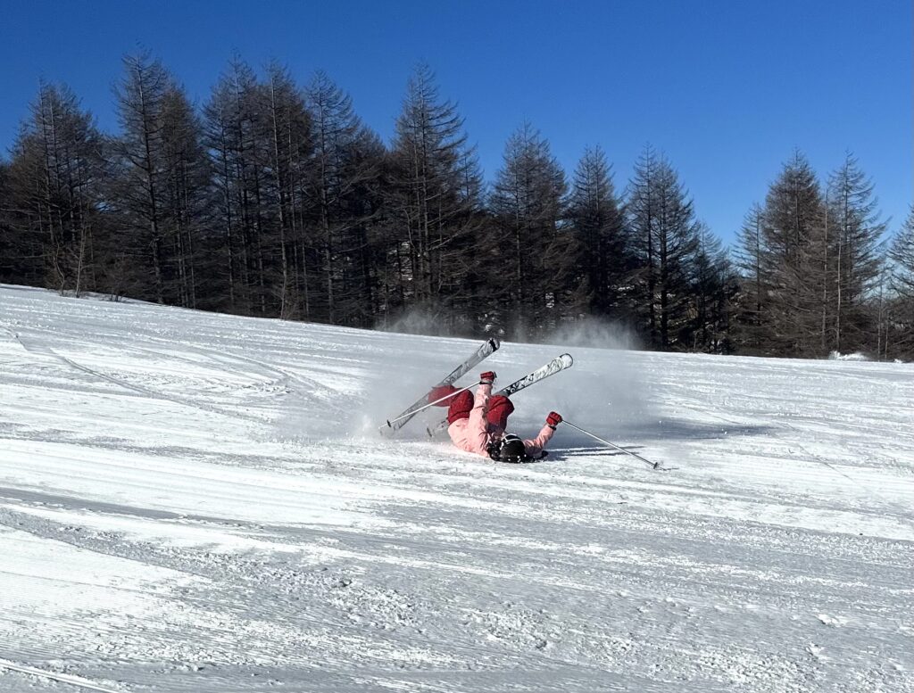スキーでの転倒
