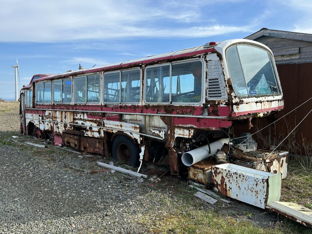 厚岸の廃バス