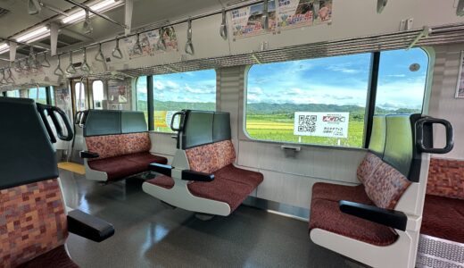 阿武隈急行AB900系電車の車内