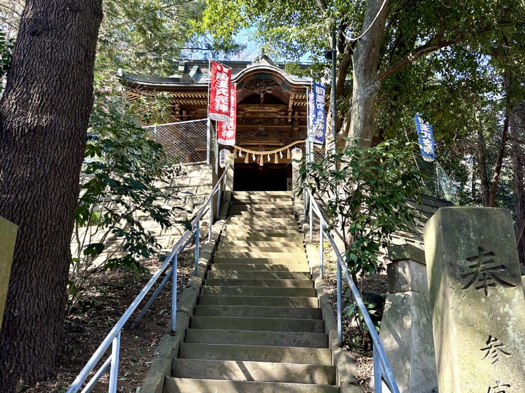 浅間塚古墳の前玉神社