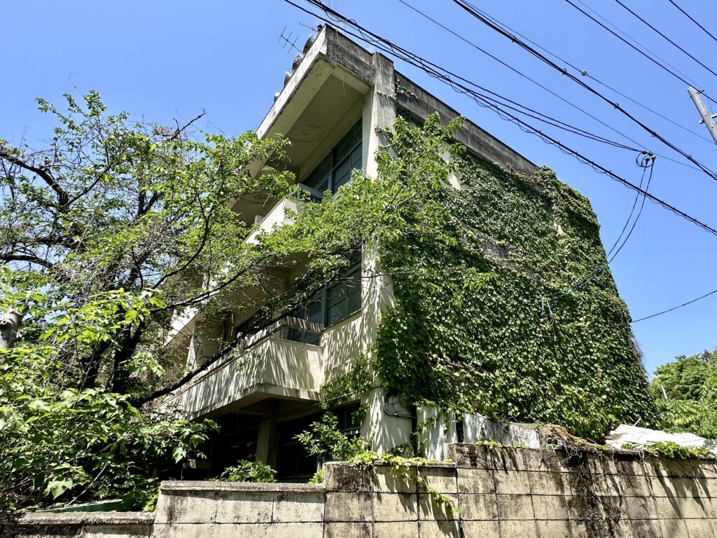 京都朝鮮初級学校の廃墟