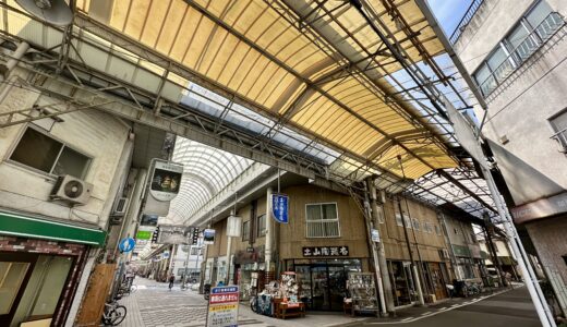 城巽通り商店街と市民会館前通り