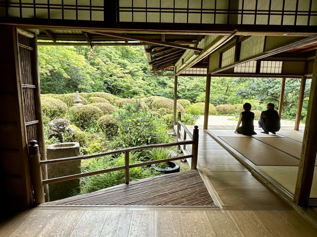 詩仙堂 (丈山寺)から見た庭園