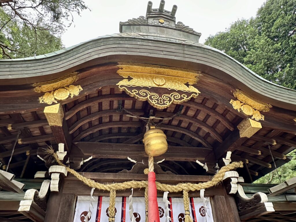 八大神社の社殿