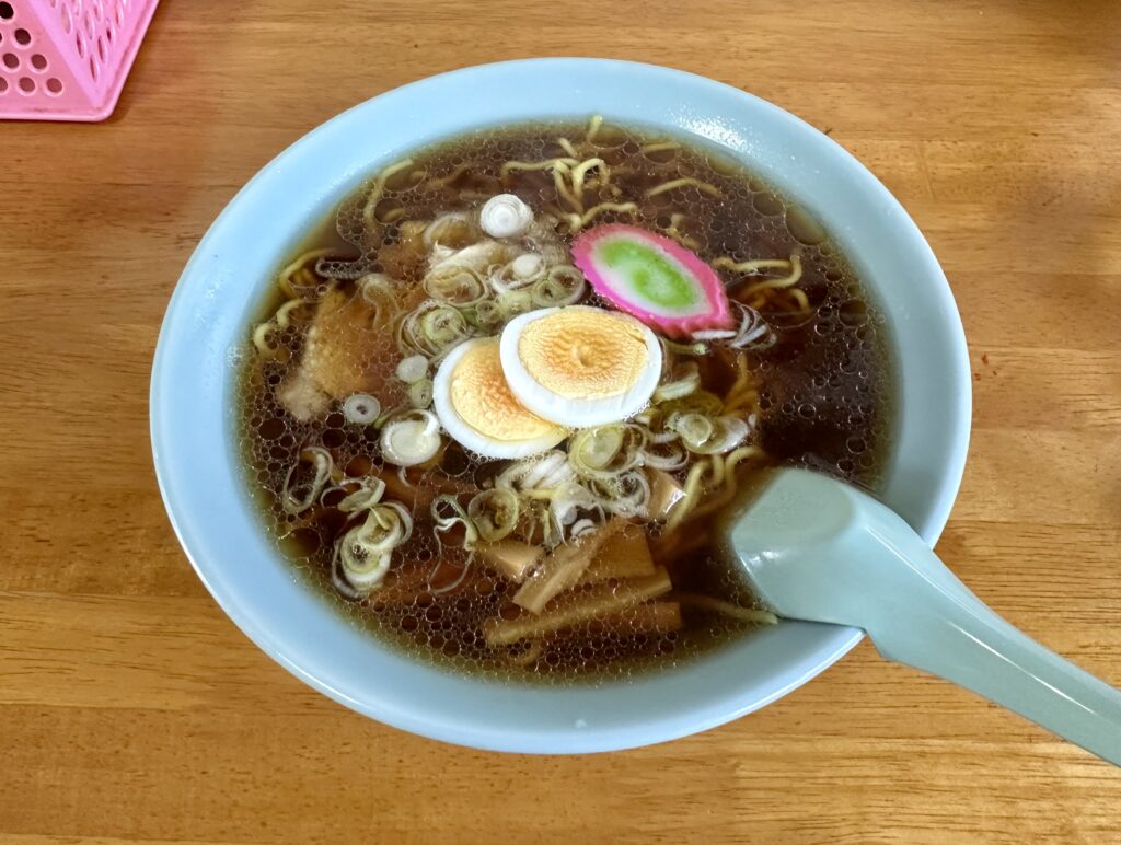 醬油ラーメン（ラーメンだるまや）