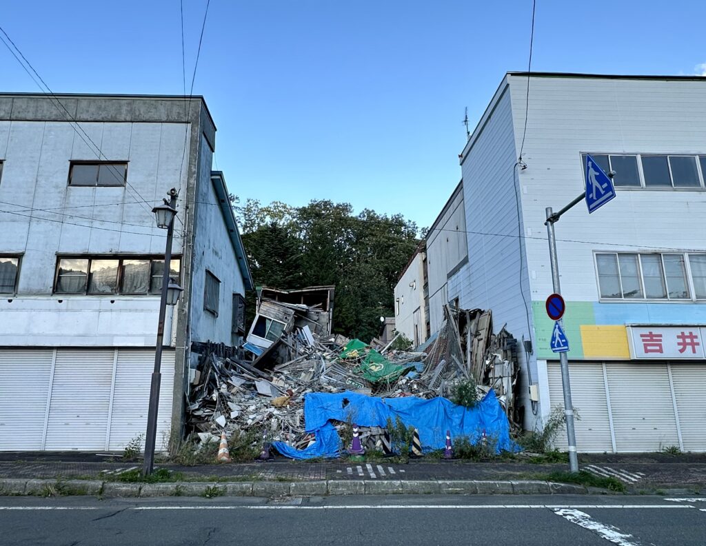 市街地の廃墟