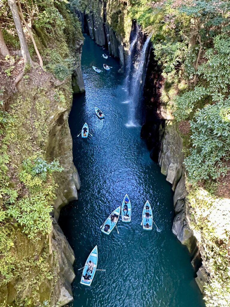 高千穂峡（上から見た写真）