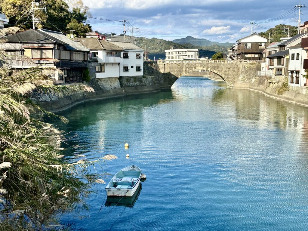 堀川運河と堀川橋