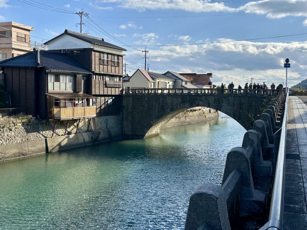 堀川運河と堀川橋