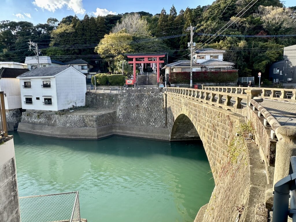 堀川運河と堀川橋