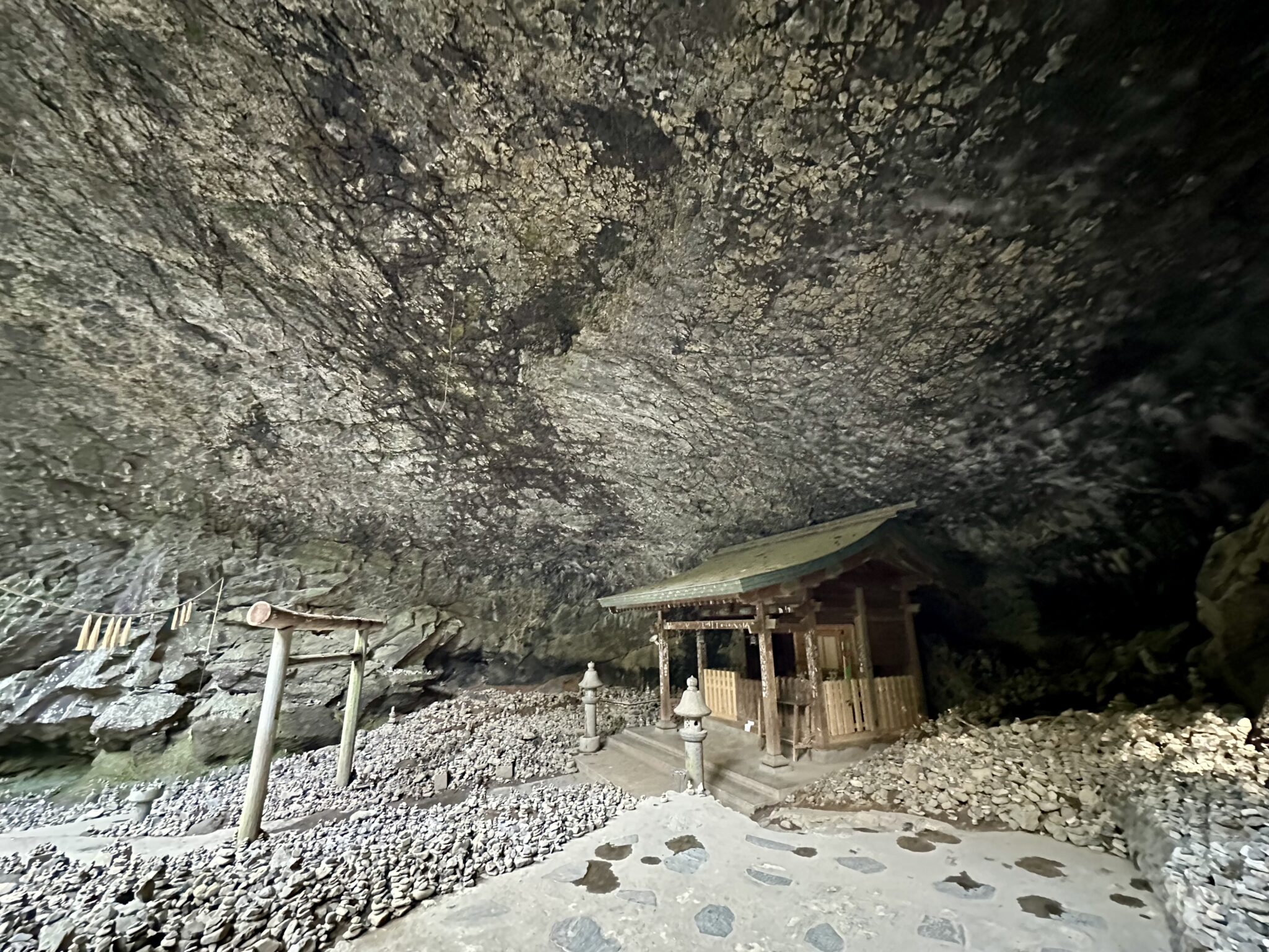 天安河原(あまのやすかわら)・高千穂の天岩戸 | フリー写真テイクアウト