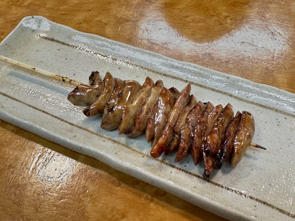うなぎの肝臓の串焼き