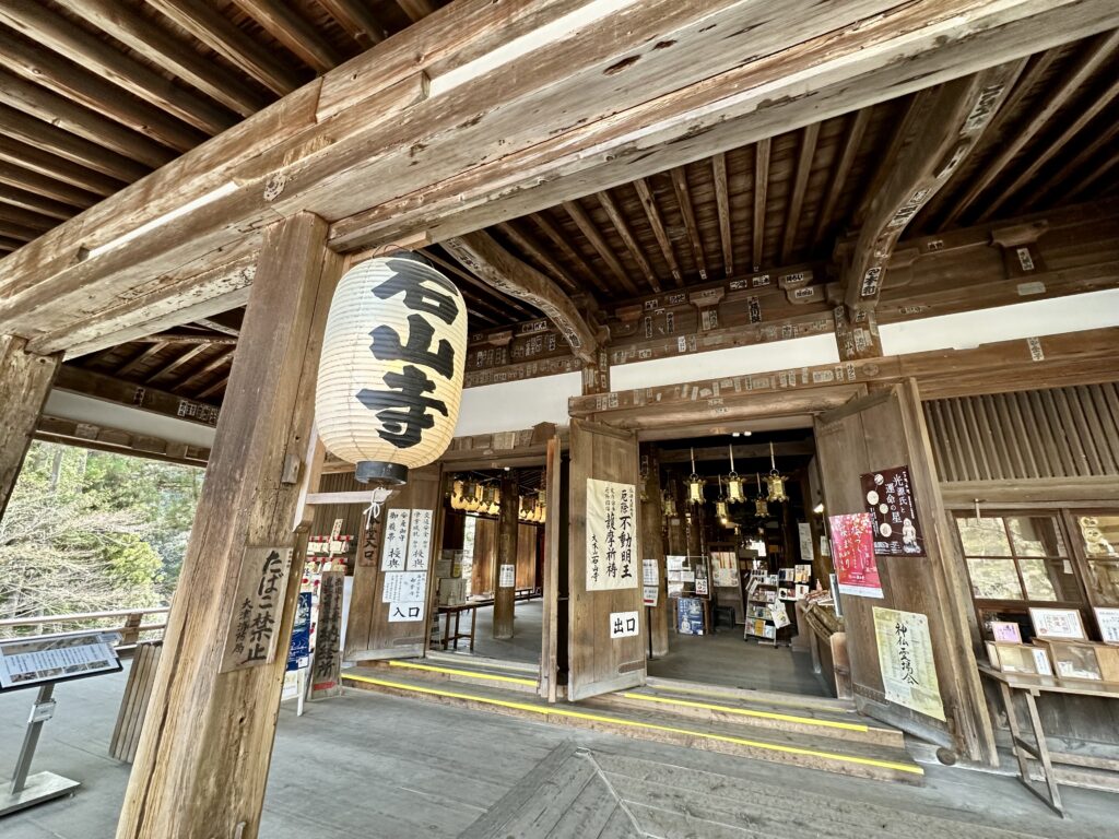 石山寺本堂