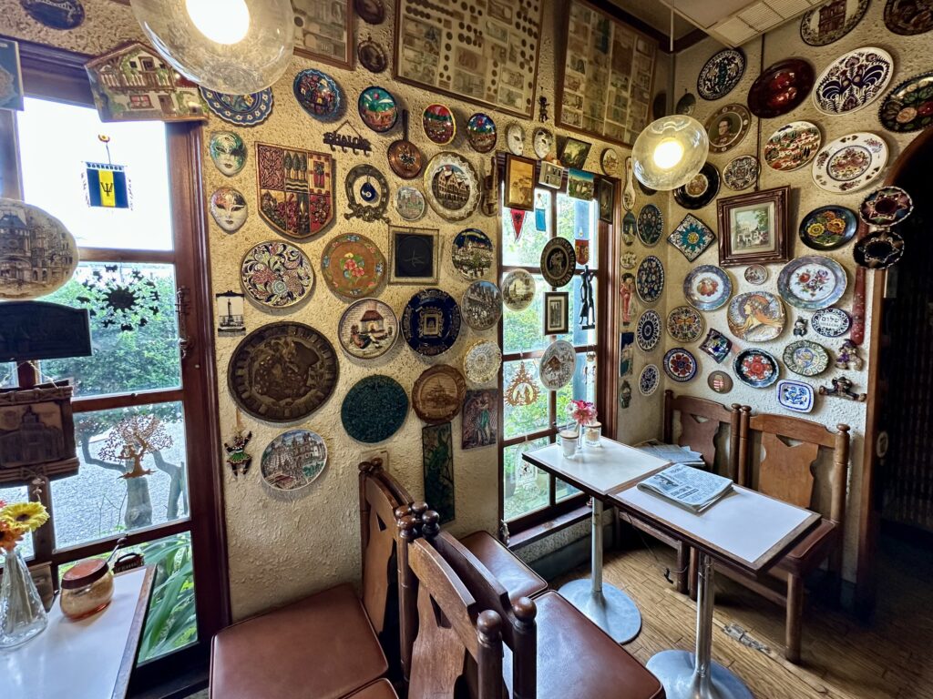 珈琲専門店グッチの店内