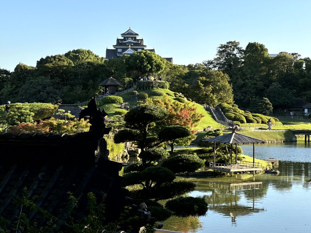 後楽園から見た岡山城天守閣