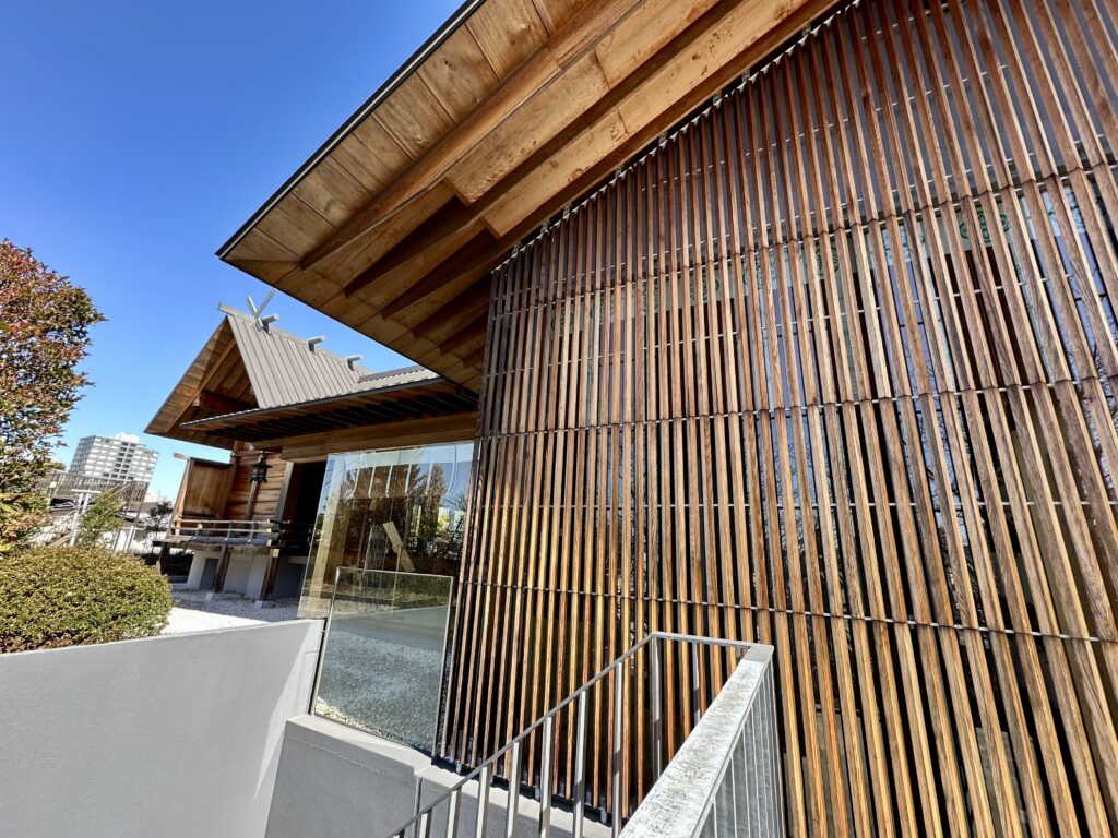 赤城神社社殿の木材