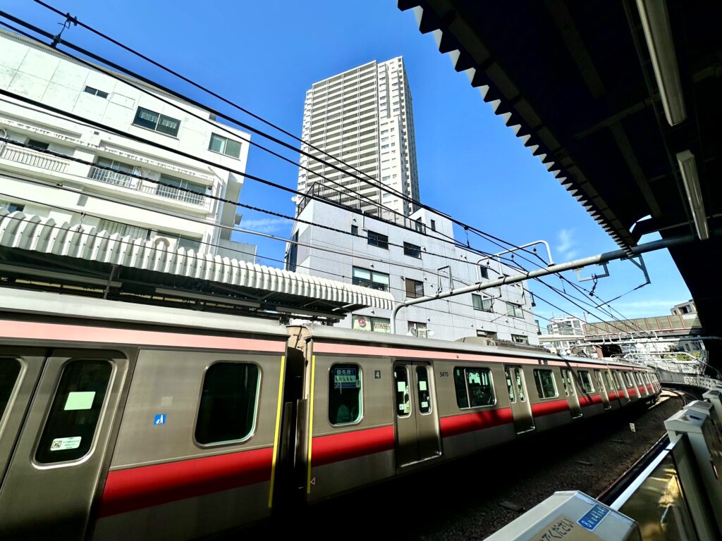 代官山駅から見た代官山アドレスザ・タワー